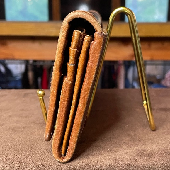 Burberry coated canvas and leather wallet - Picture 4 of 15